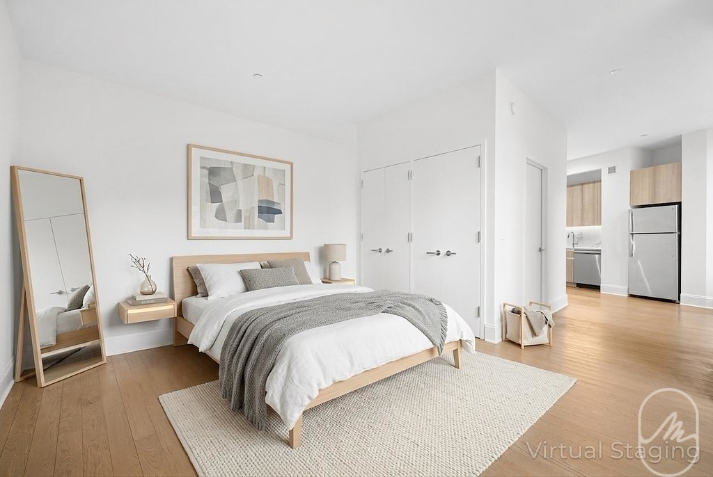 15 Park Row 17A