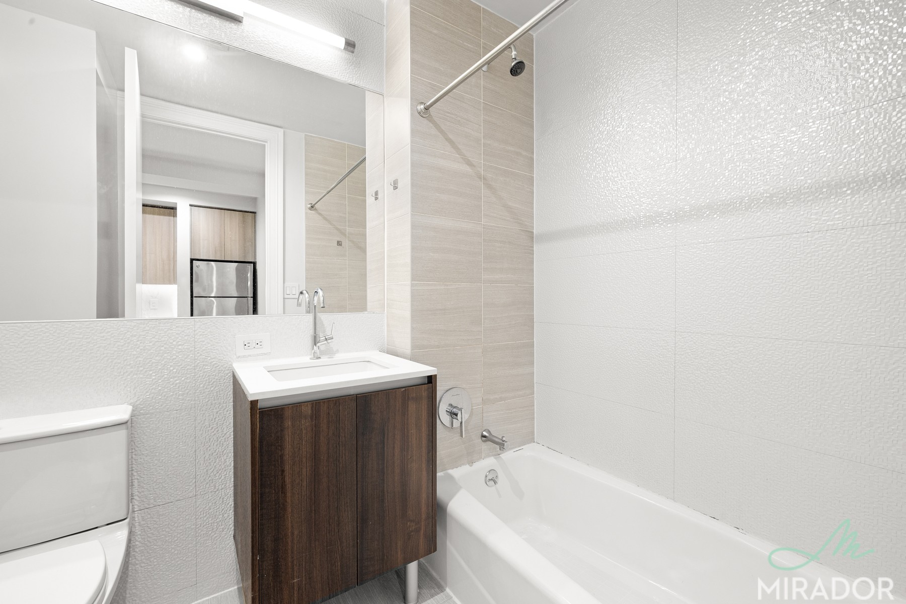 15 Park Row 4F1