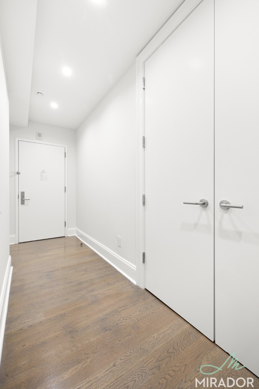 15 Park Row 4F1