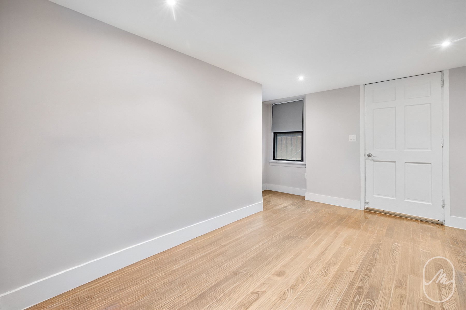 339 W 19th Street 1f