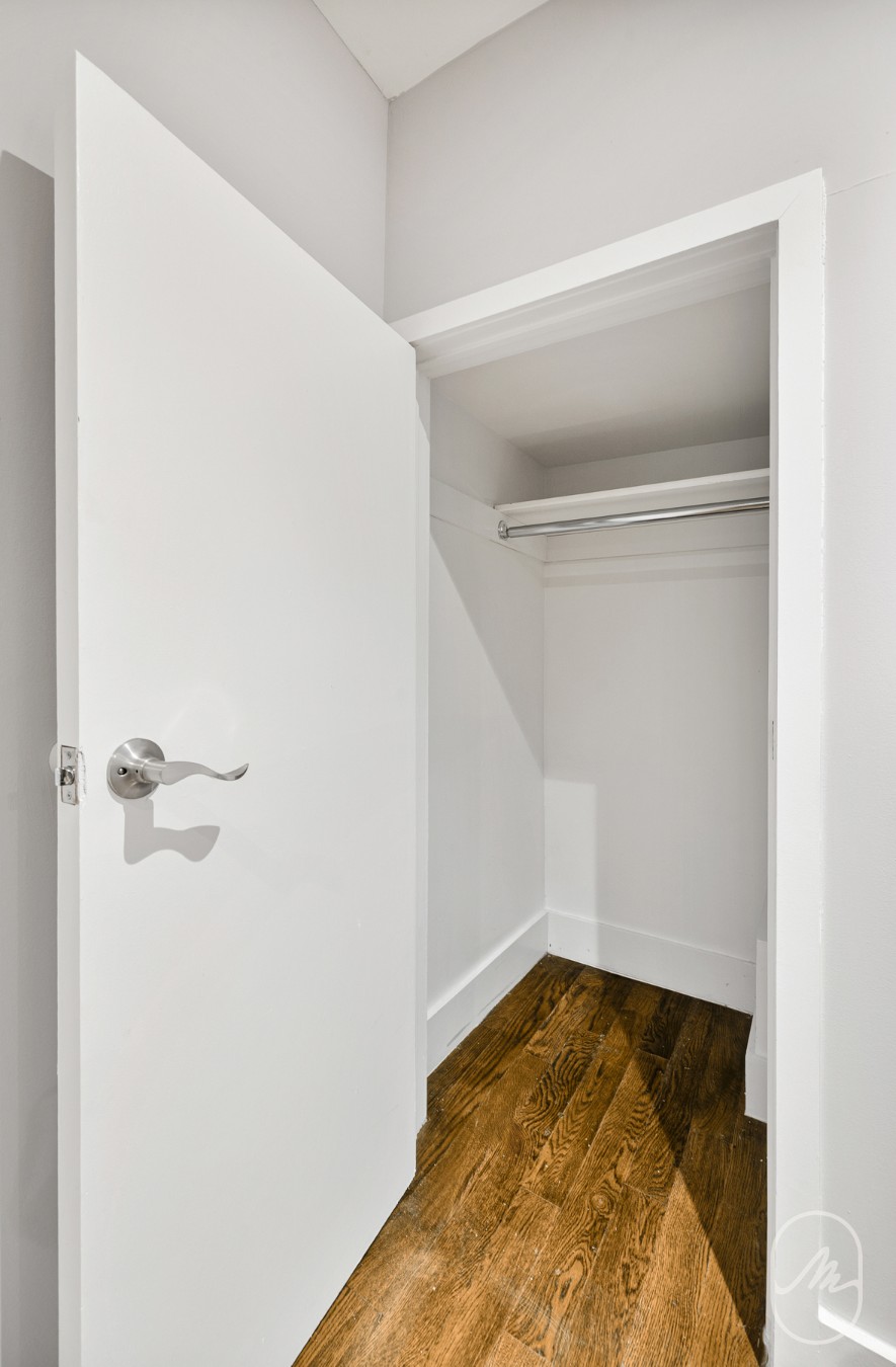 339 W 19th Street 1f