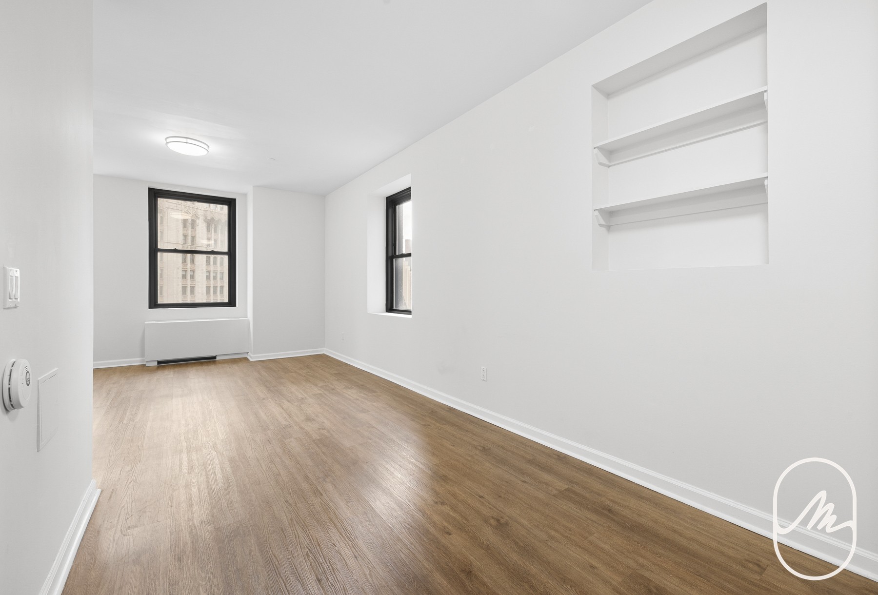 15 Park Row 10P
