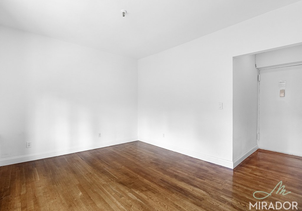1435 York Avenue 5G