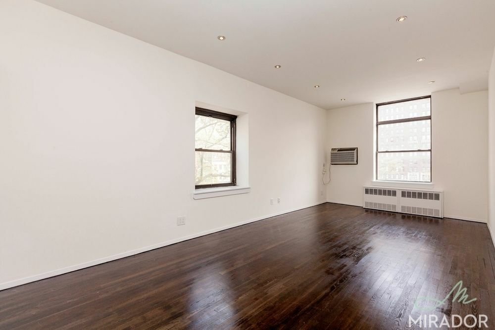 304 E 20th Street 4G