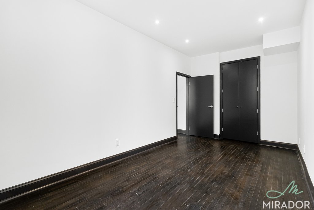 270 Park Avenue S PH1G