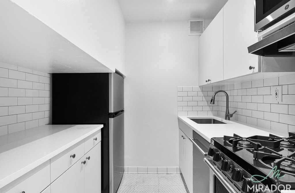 43 W 16th Street 8B