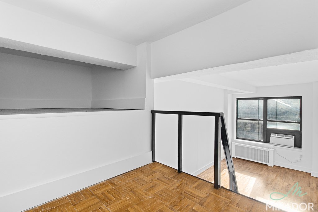 43 W 16th Street 8B