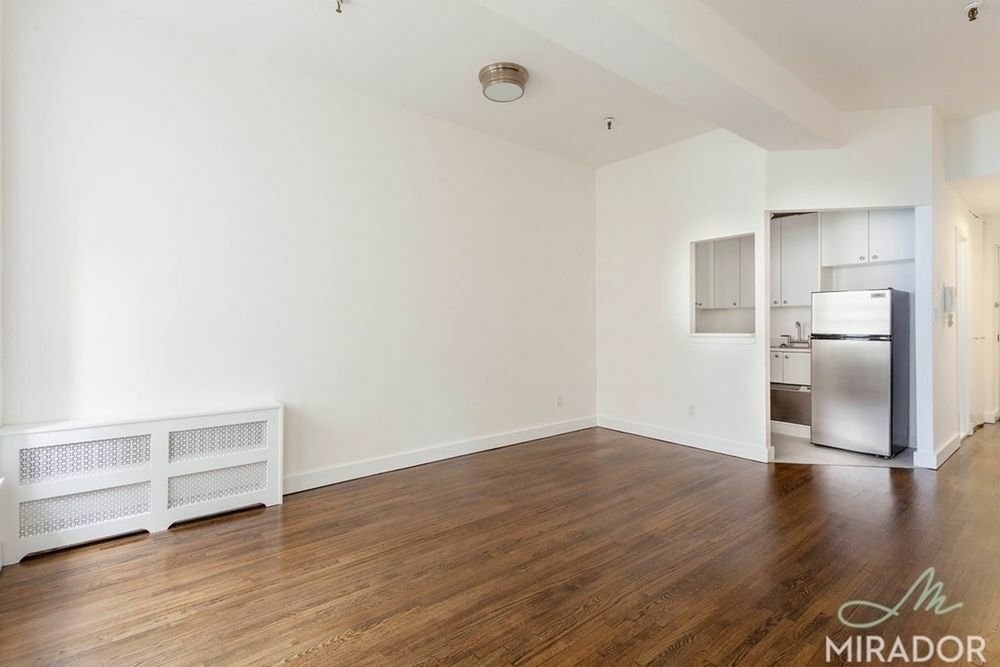 127 4th Avenue 3E