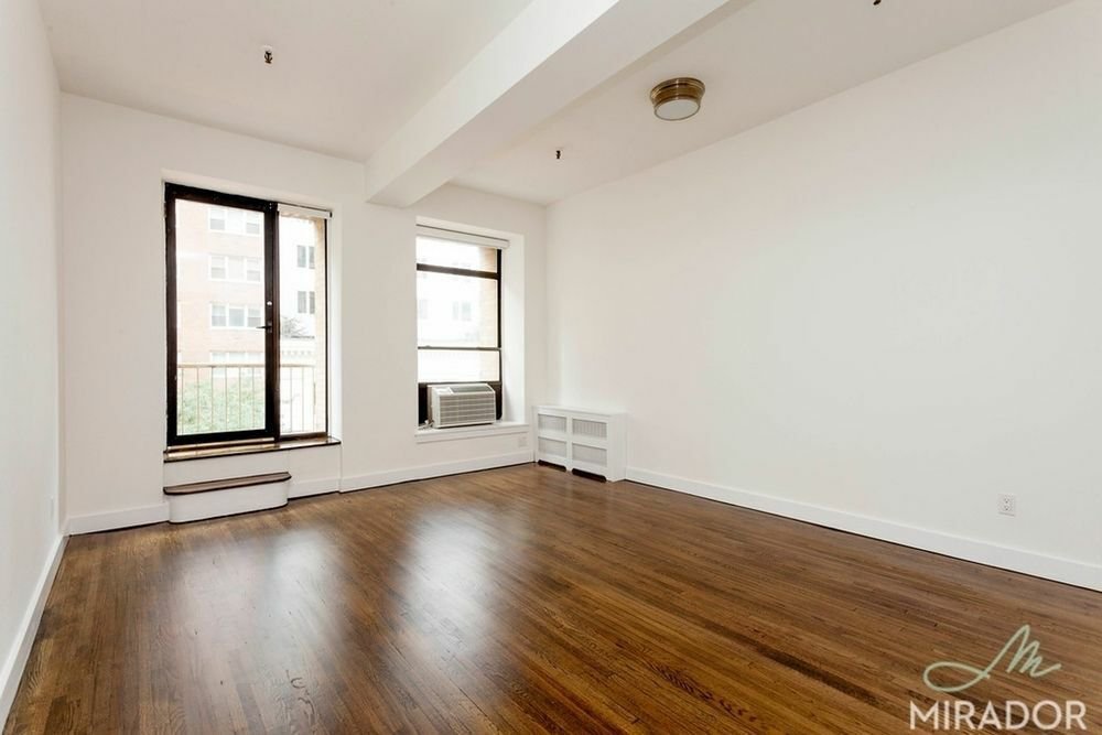 127 4th Avenue 3E