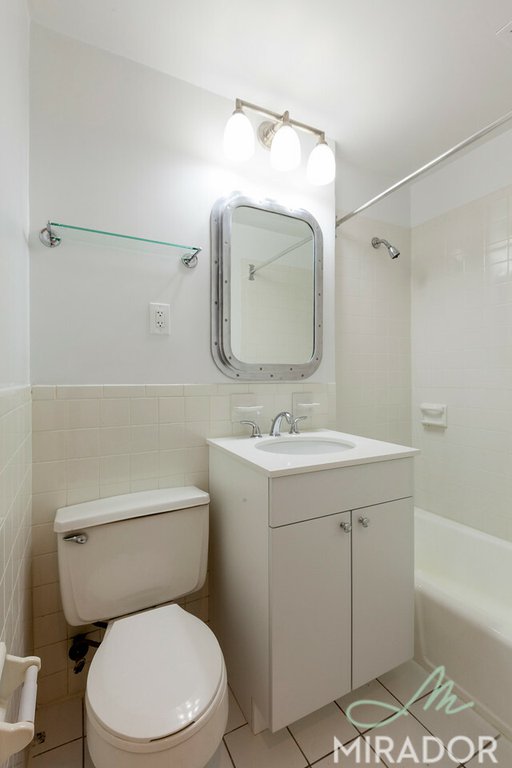 43 W 16th Street 4H