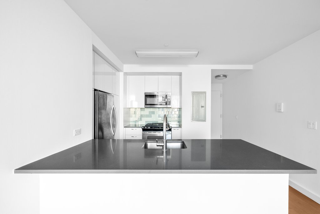 80 Dekalb Avenue 12C
