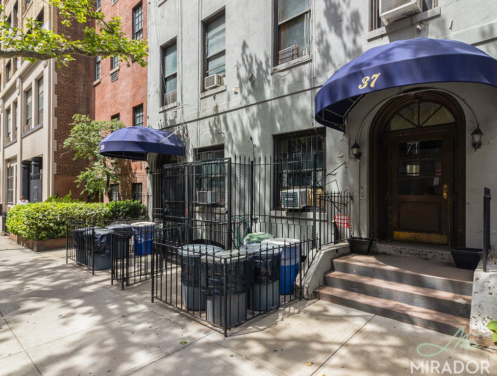 37 W 16th Street 3R