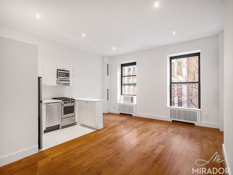 37 W 16th Street 3R