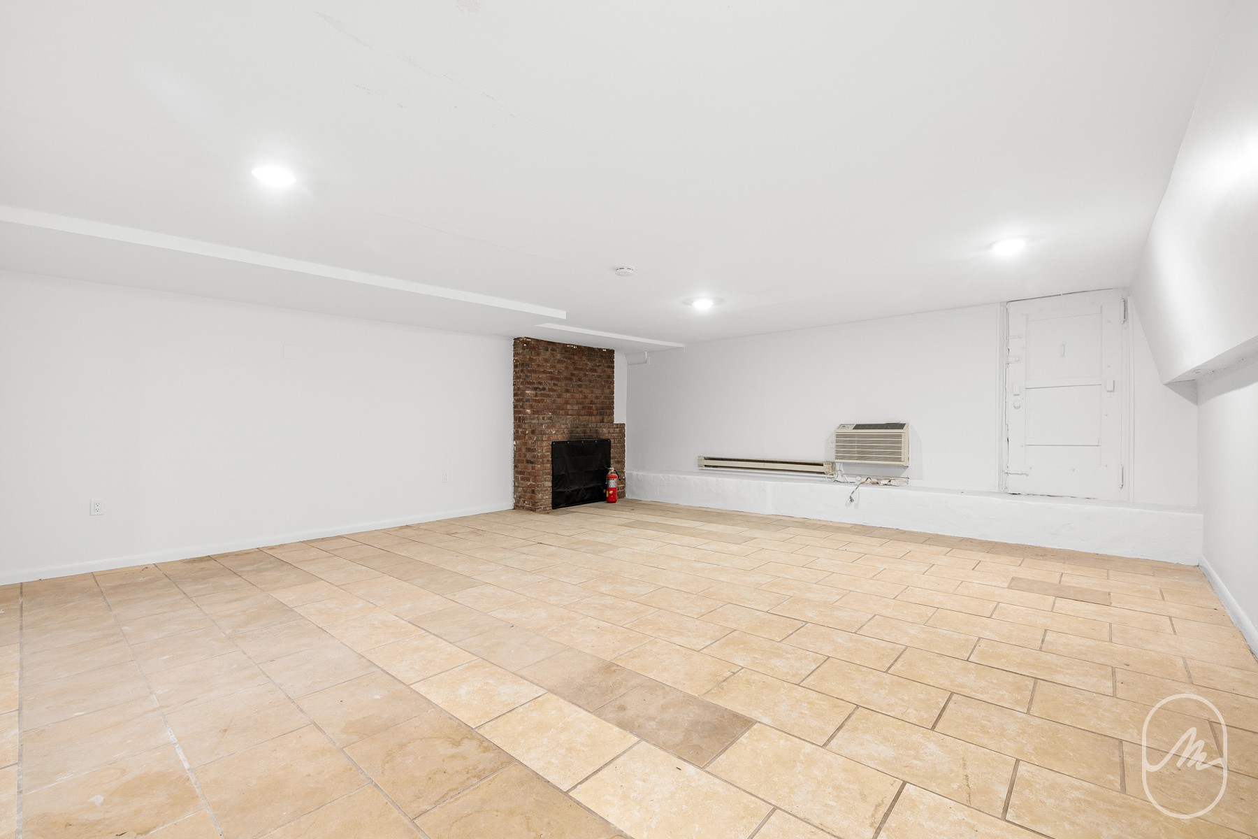 313 W 29th Street b