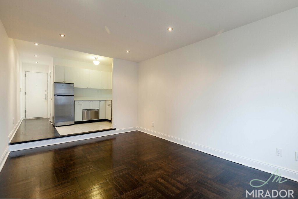 255 W 14th Street 4B