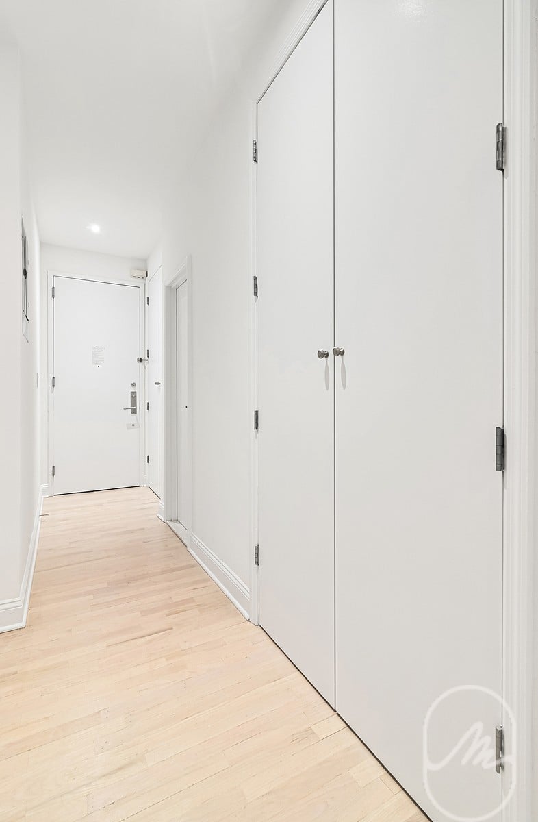 270 Park Avenue S 7F