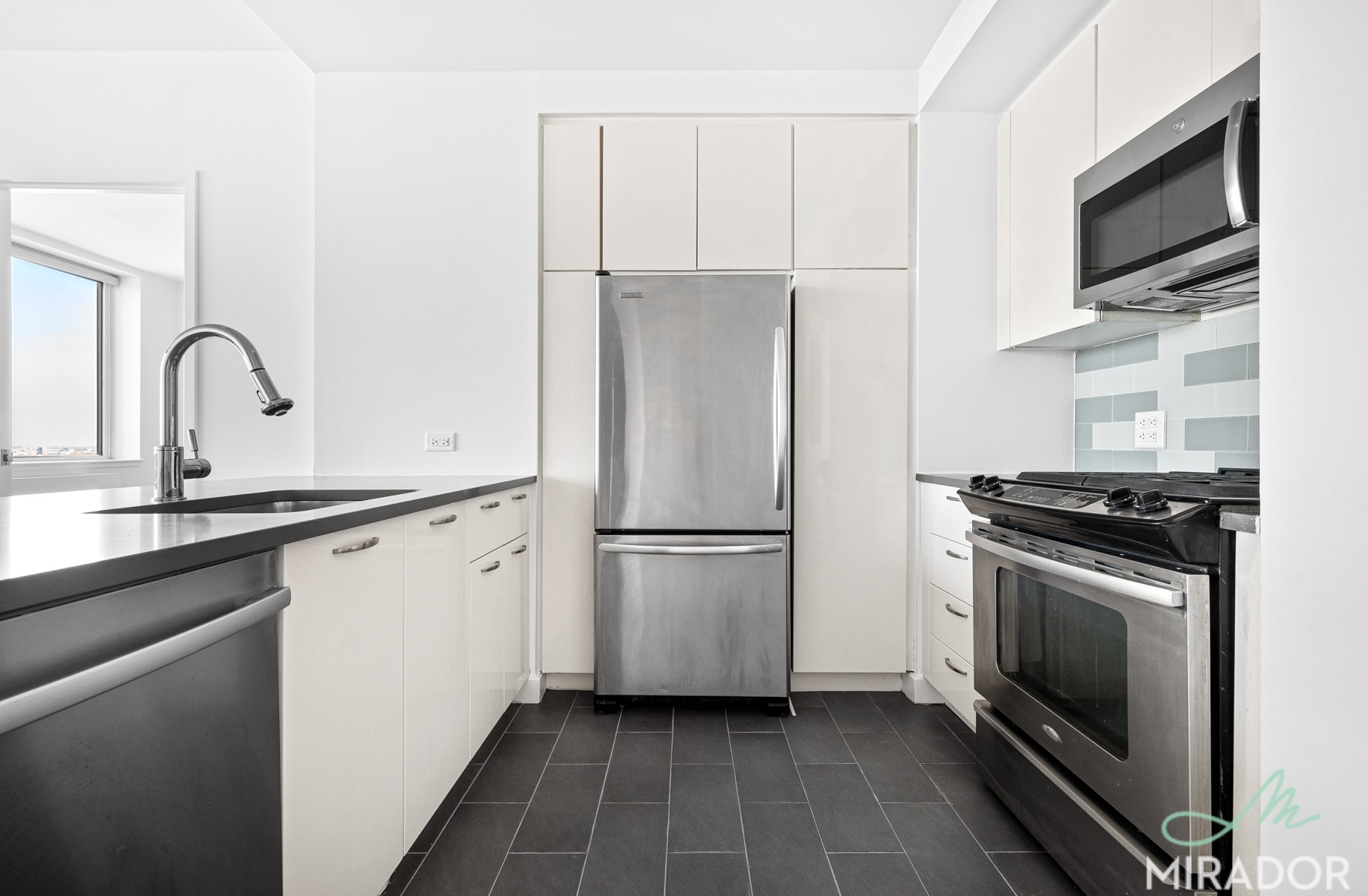 80 Dekalb Avenue 29C
