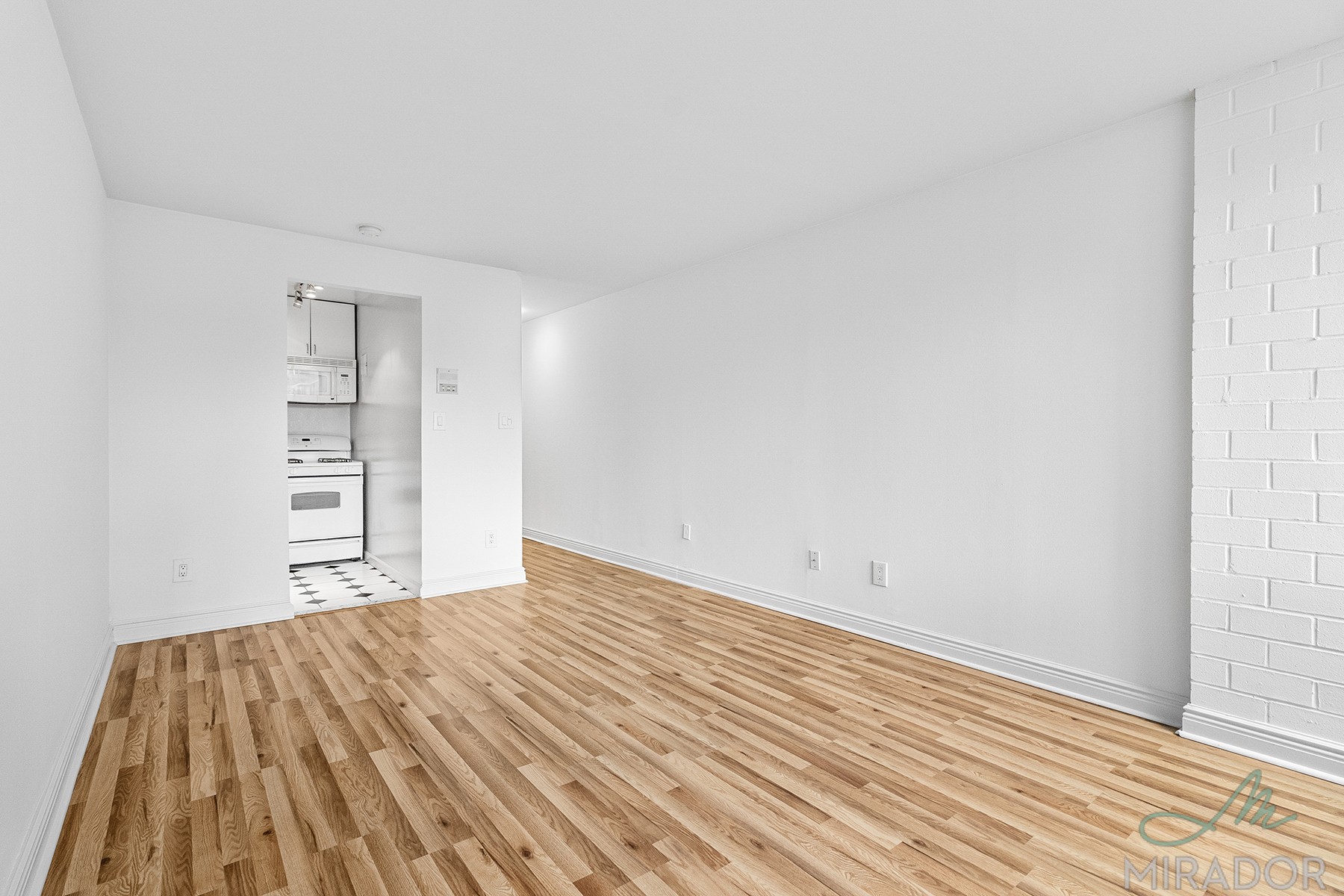 153 E 32nd Street 6g
