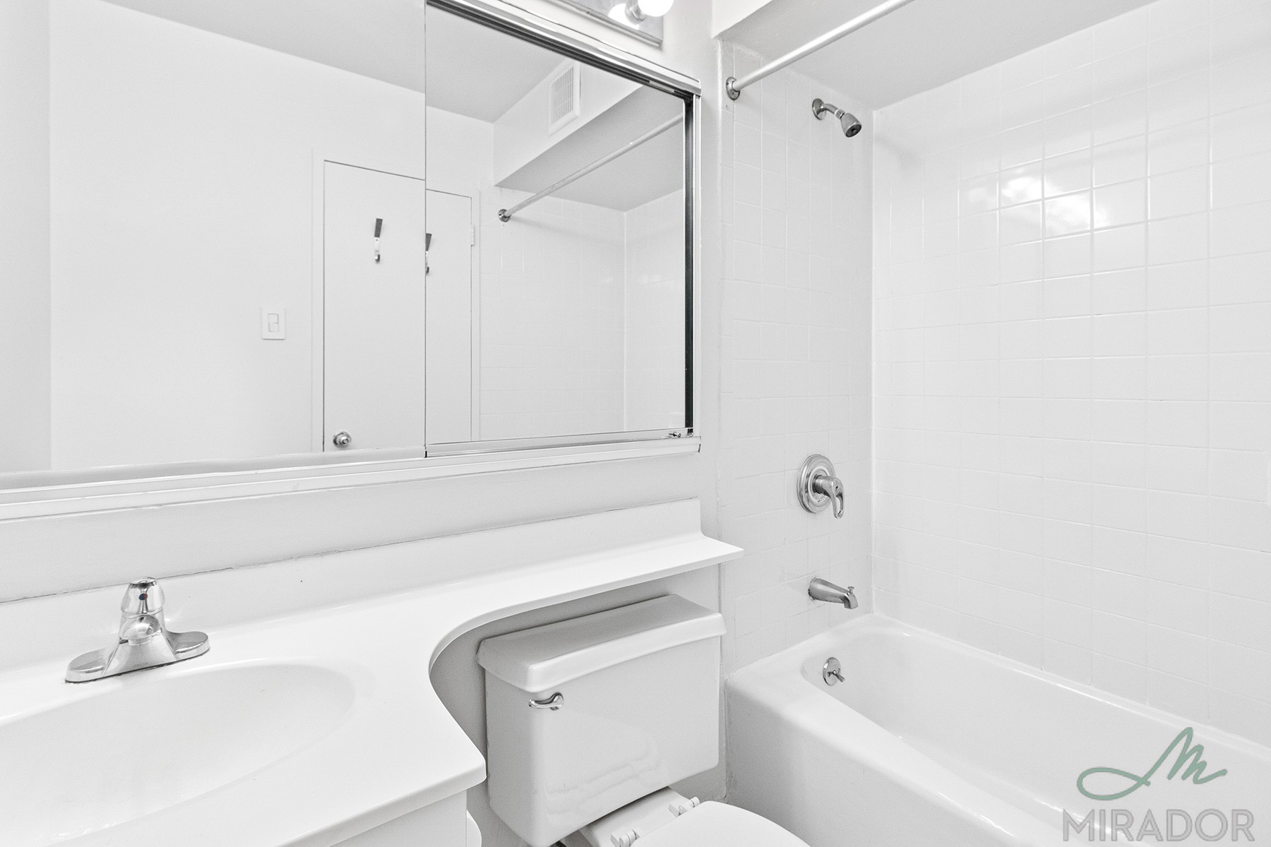 153 E 32nd Street 6g