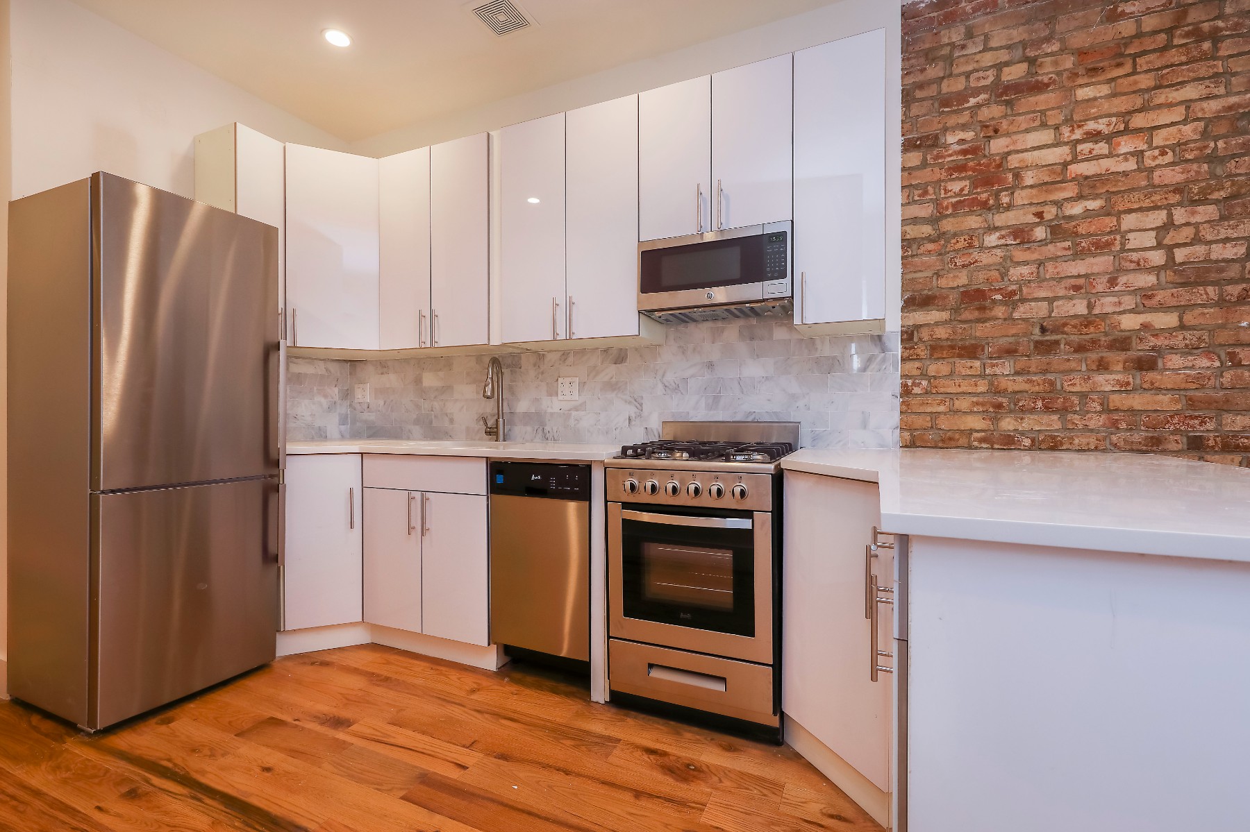92 Rivington Street 1