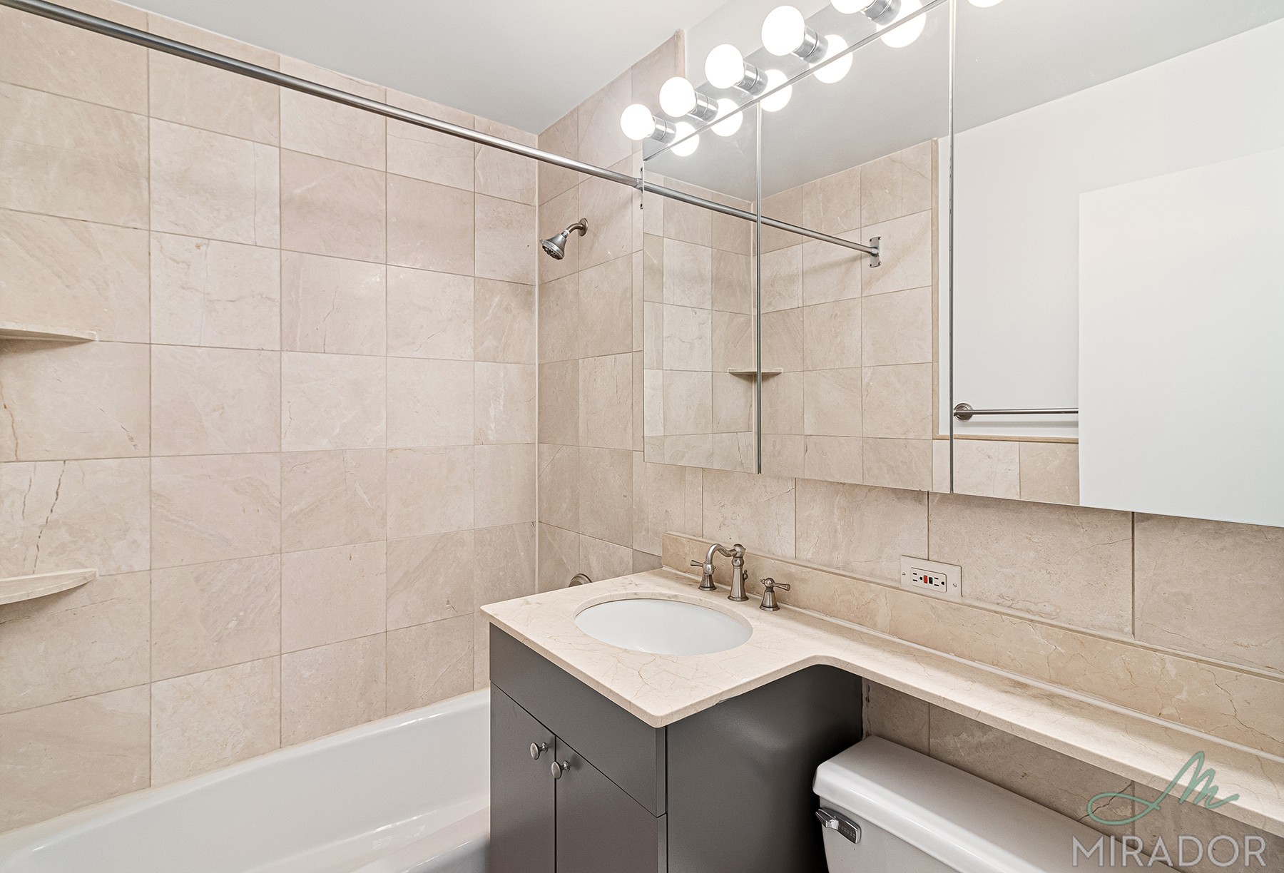 270 Park Avenue S 4A