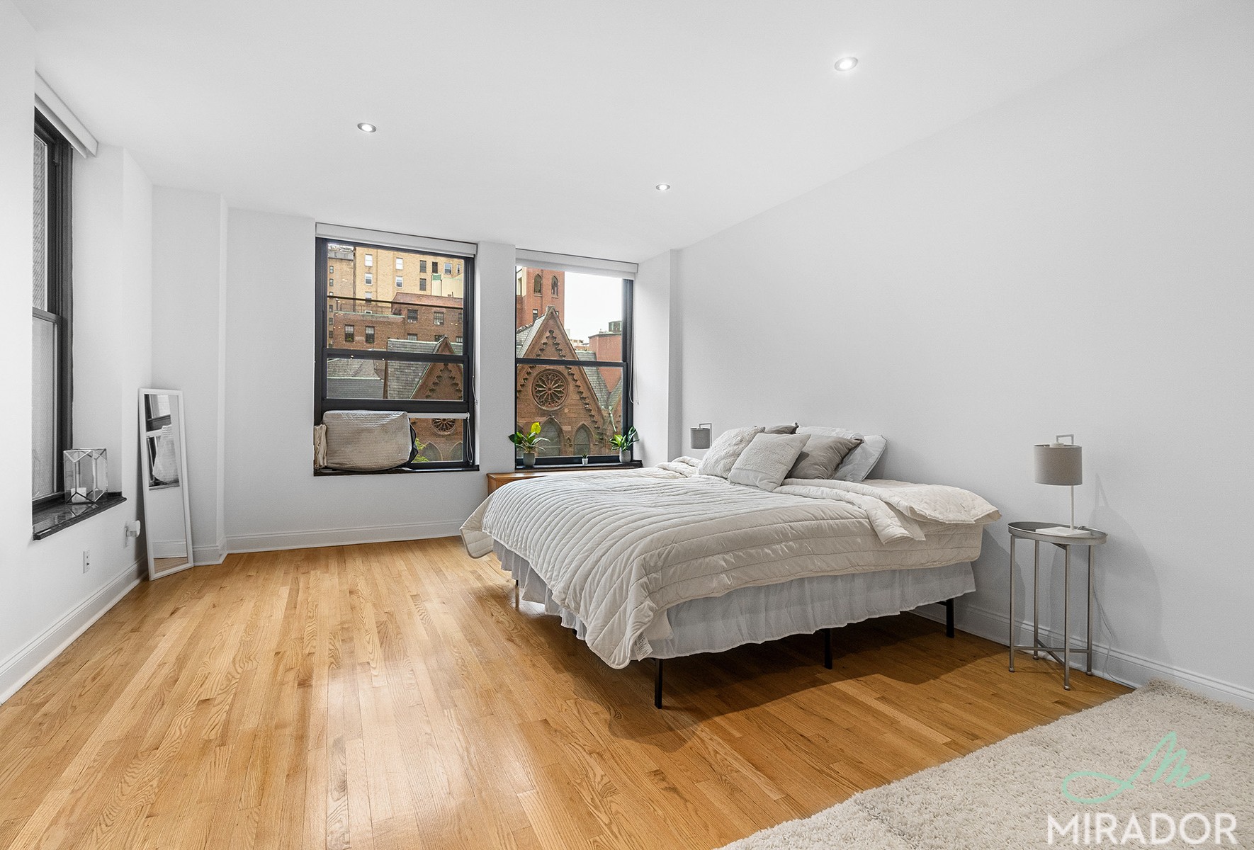 270 Park Avenue S 4A