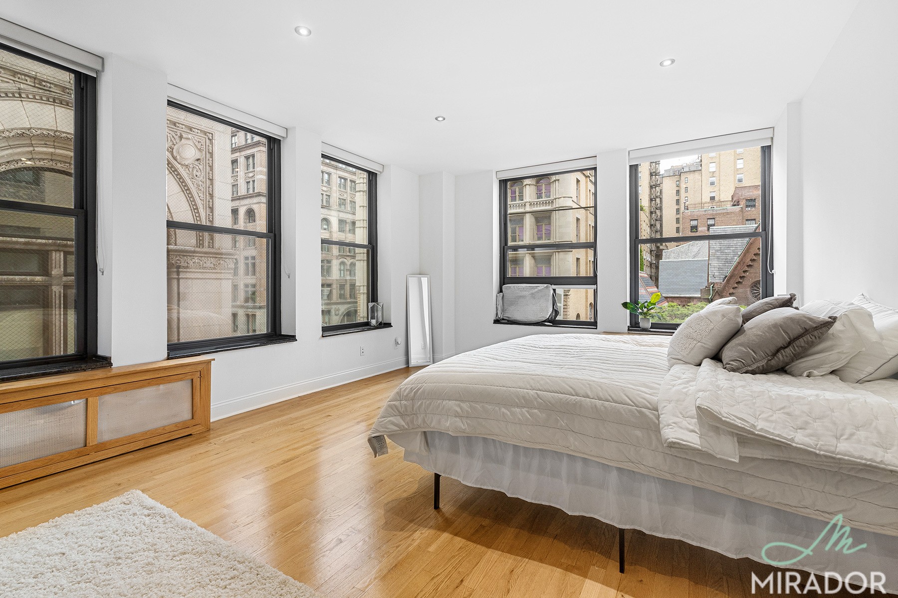 270 Park Avenue S 4A