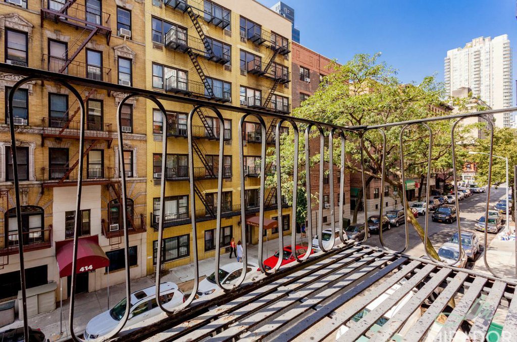 425 E 74th Street 2B