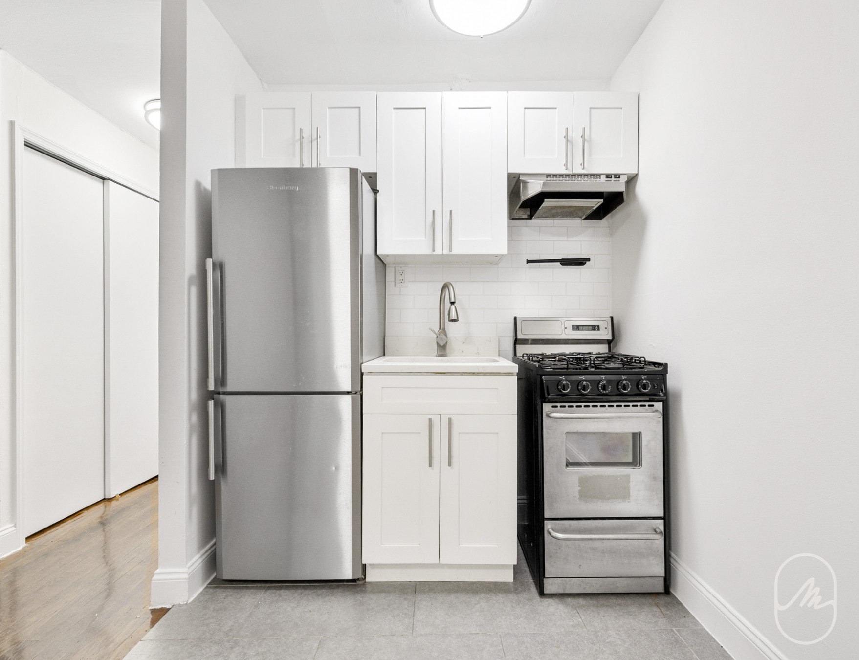 456 W 22nd Street 1B