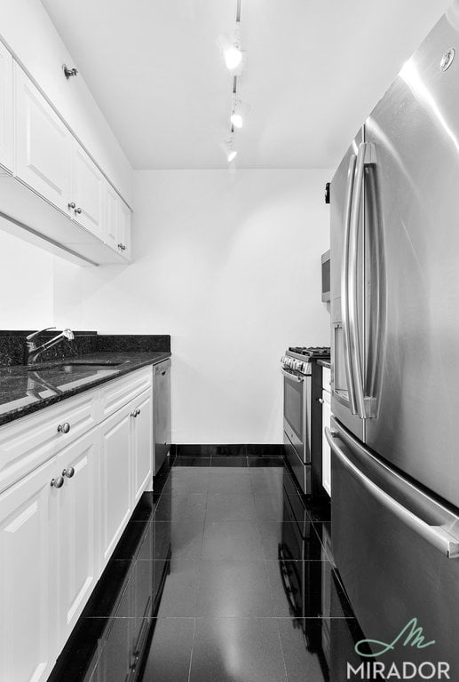 60 W 23rd Street 1705