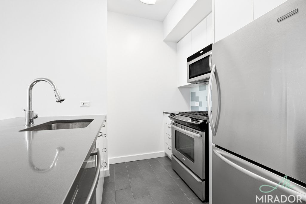80 Dekalb Avenue 24D