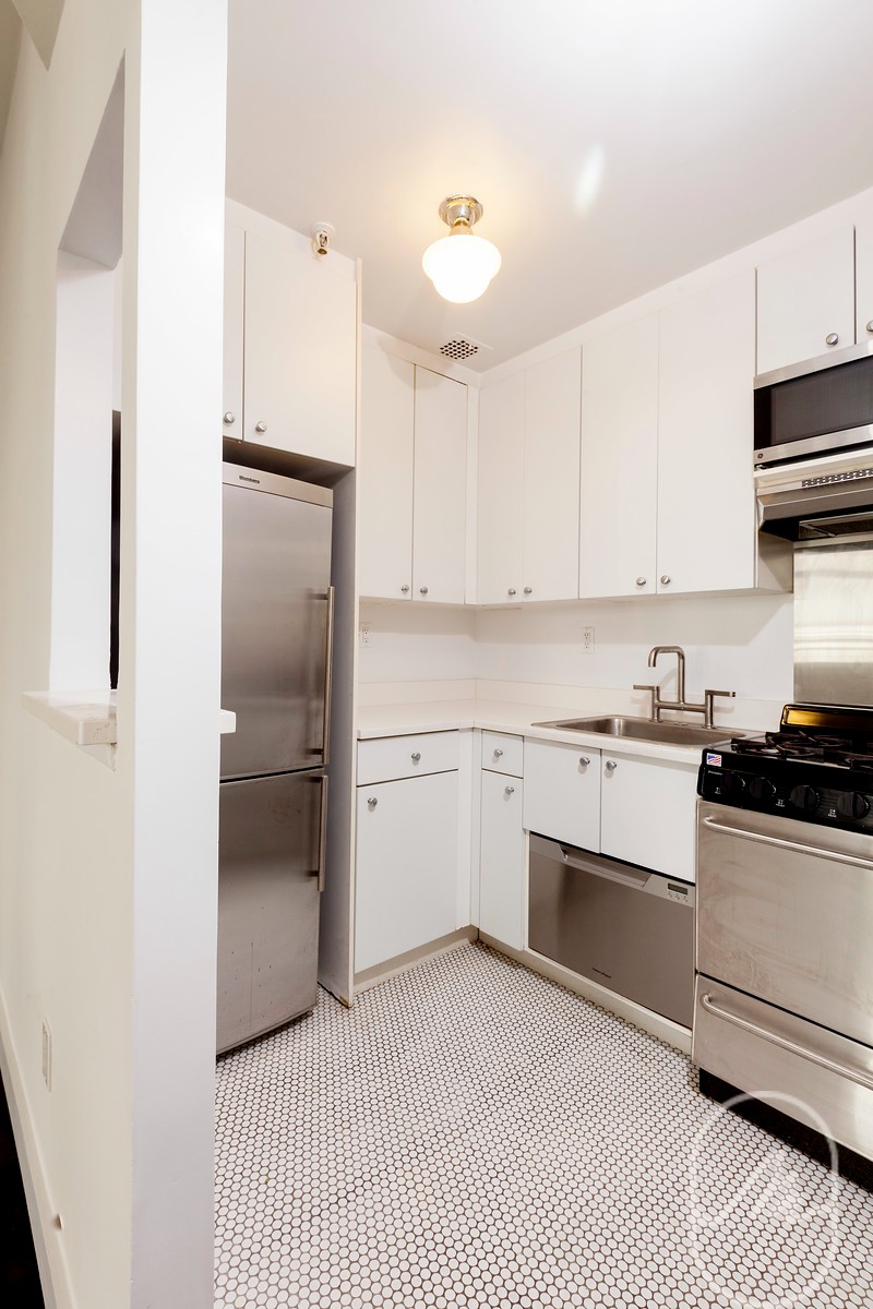 127 4th Avenue 4D