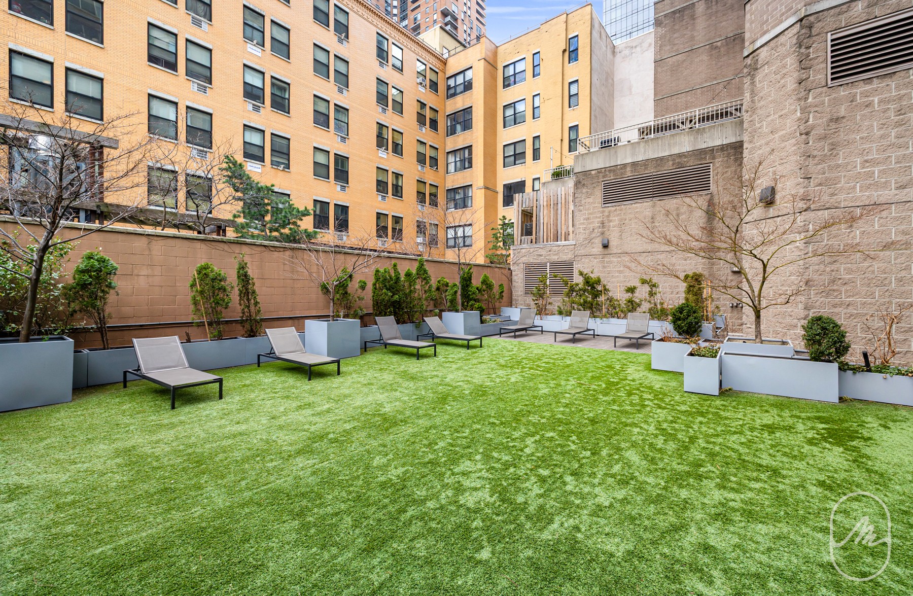 561 10th Avenue 44G