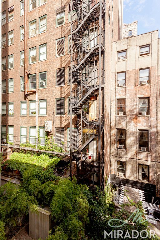 39 W 16th Street 3R