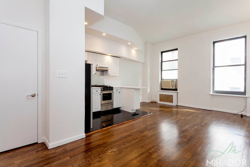 39 W 16th Street 3R