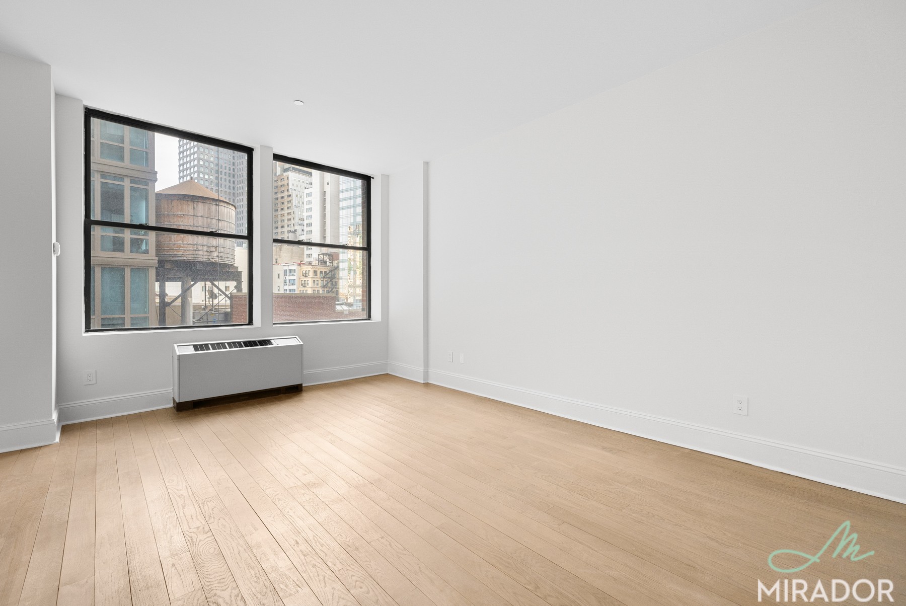 15 Park Row 16A