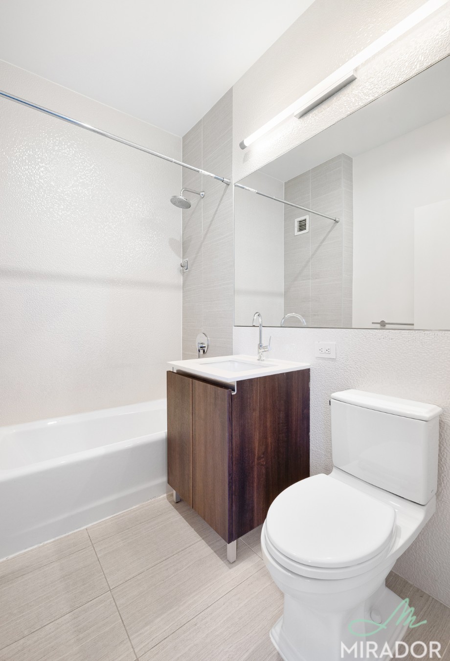 15 Park Row 16A