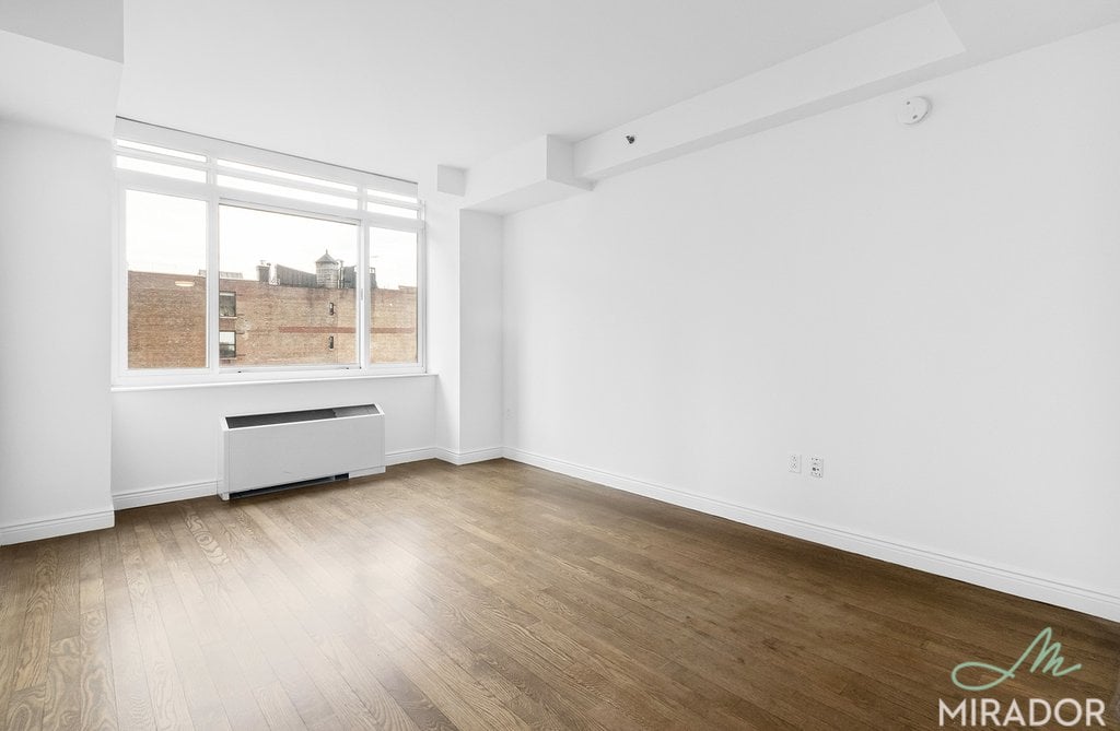 60 W 23rd Street 1044