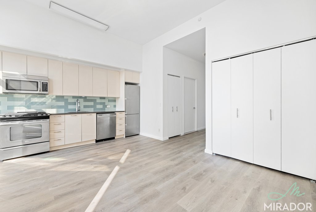 80 Dekalb Avenue 34P