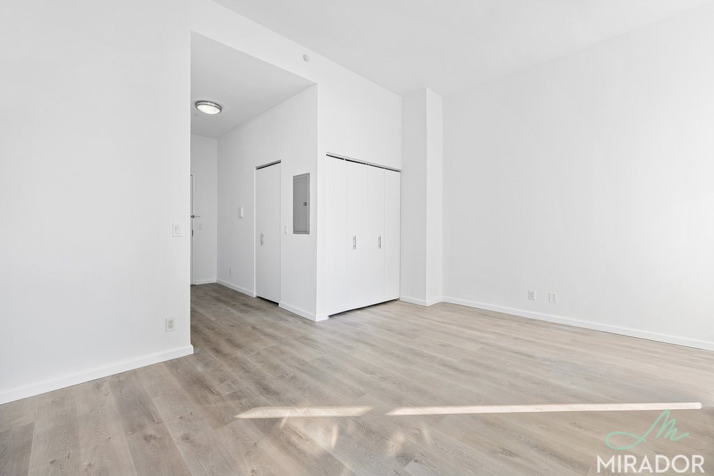 80 Dekalb Avenue 34P