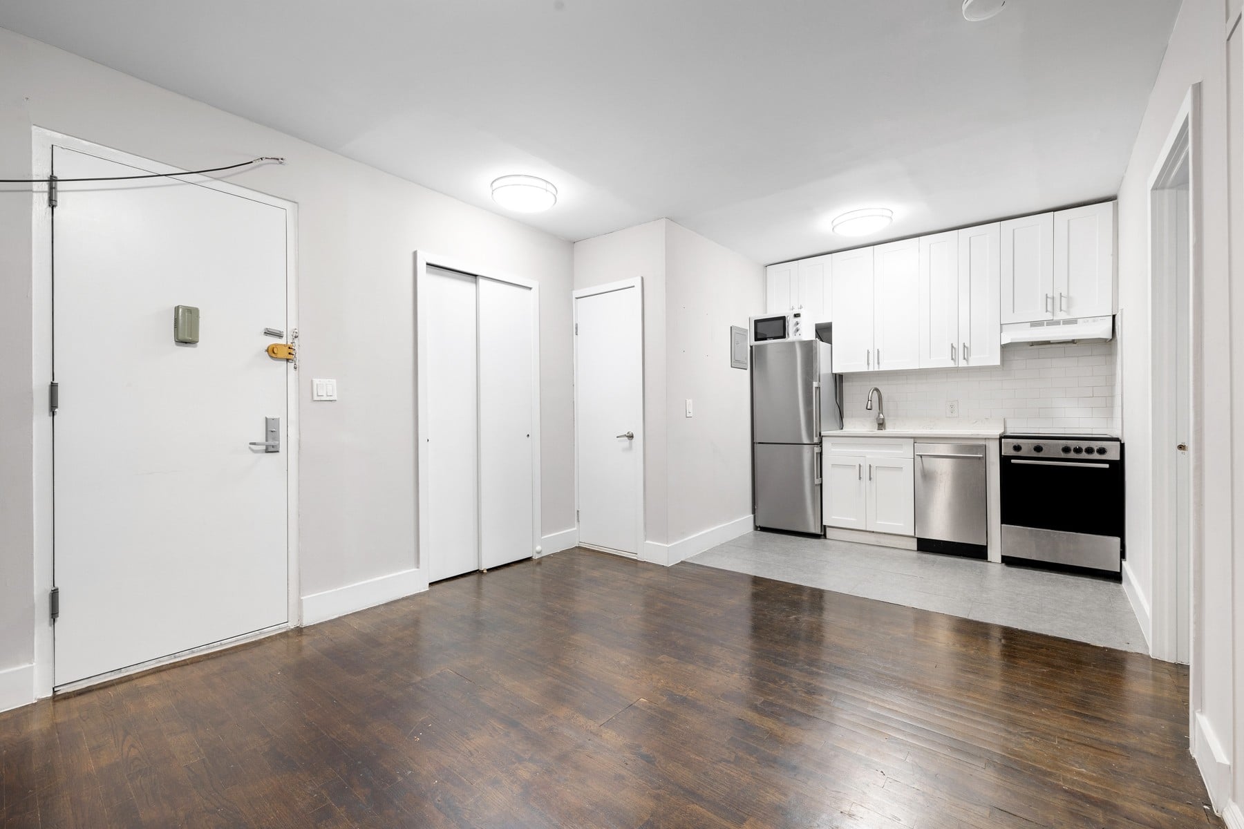 416 W 23rd Street 3c