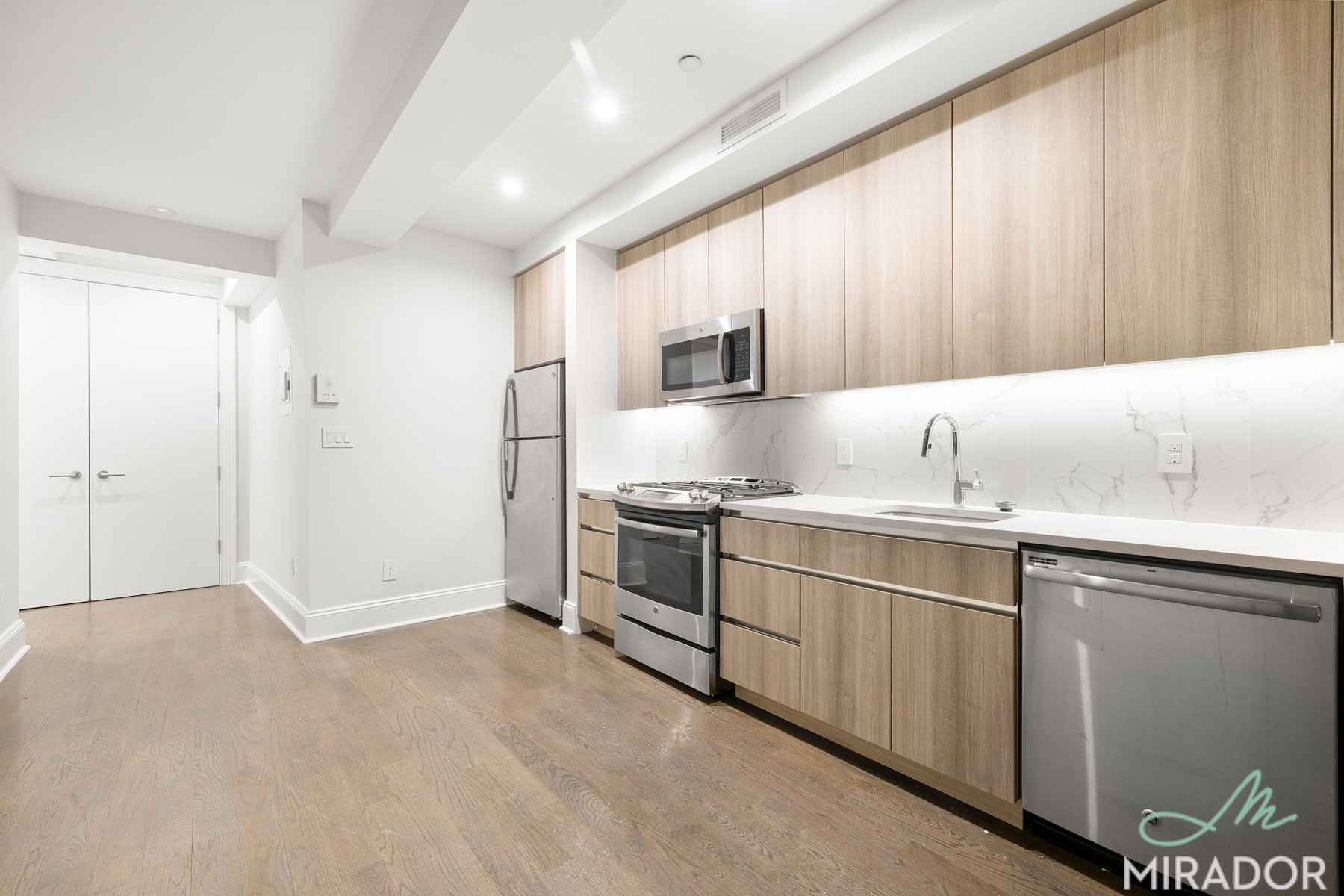 15 Park Row 3E