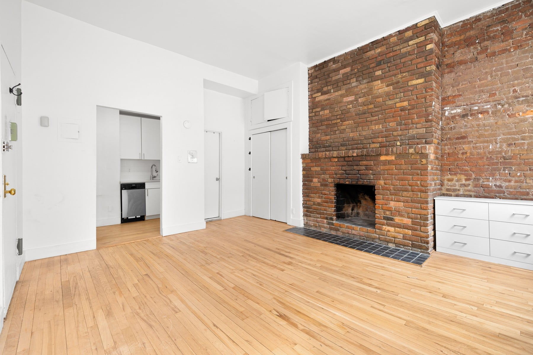 341 W 19th Street B