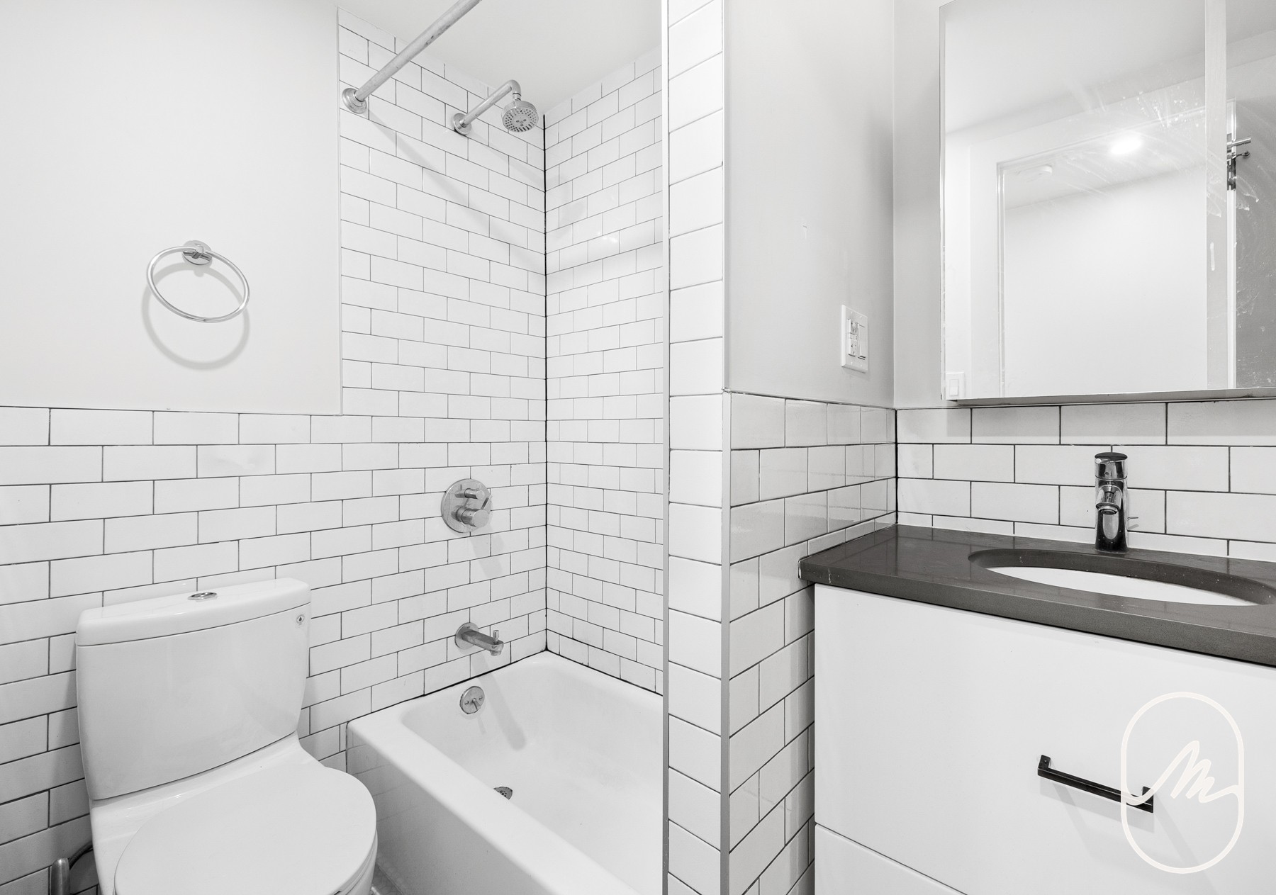 738 E 6th Street 4b