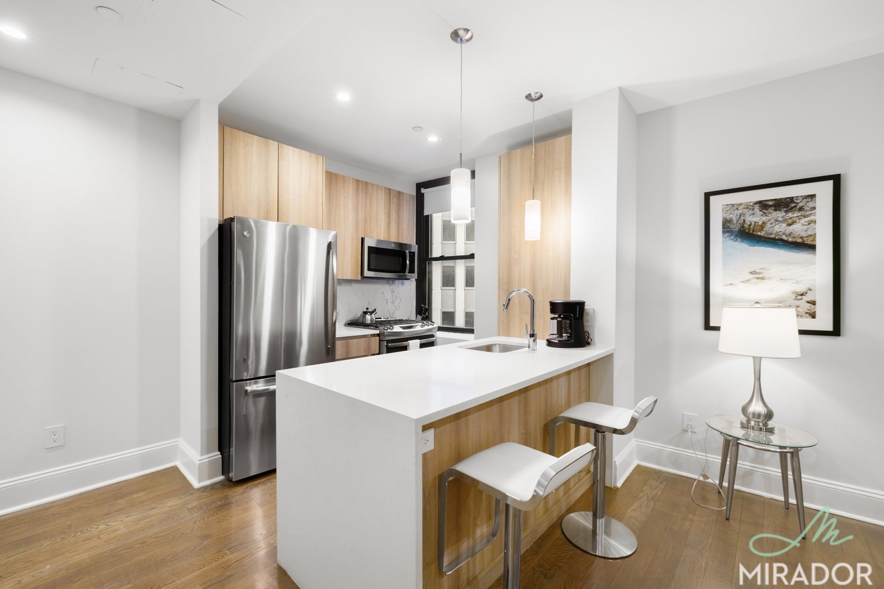 15 Park Row 10F