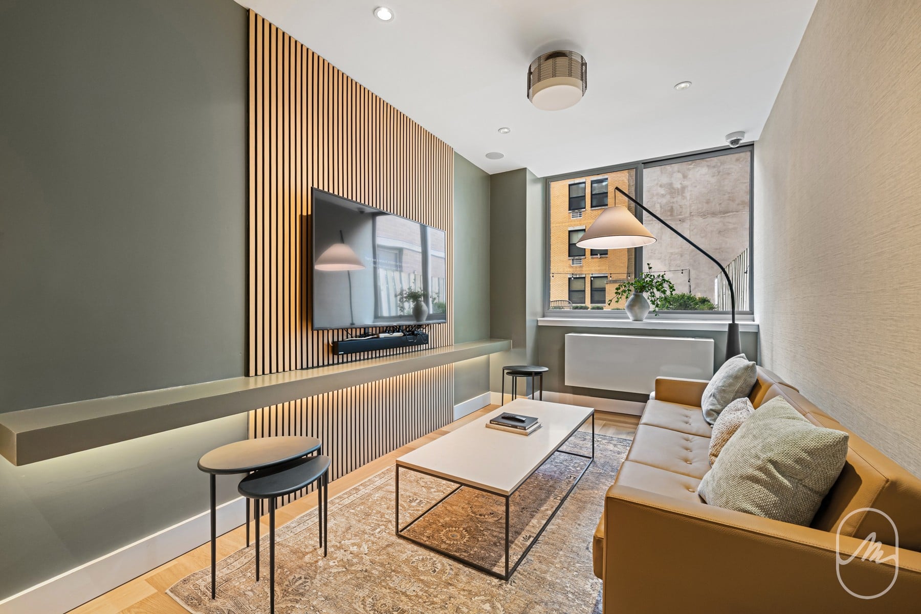 561 10th Avenue 5G