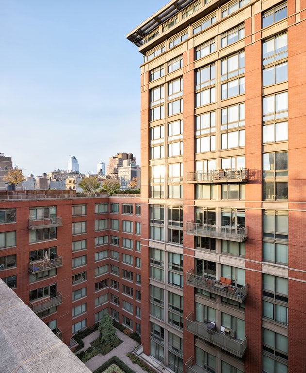 60 W 23rd Street 1607