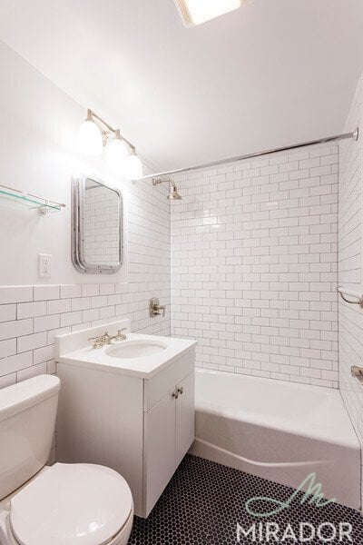 304 E 20th Street LLB