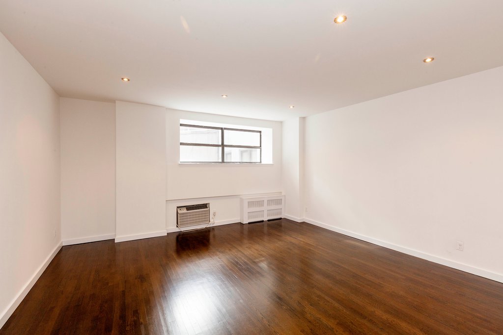 27 W 16th Street 2C