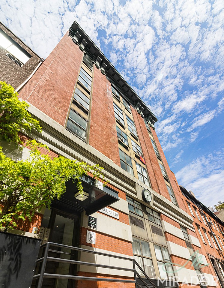 27 W 16th Street 3J